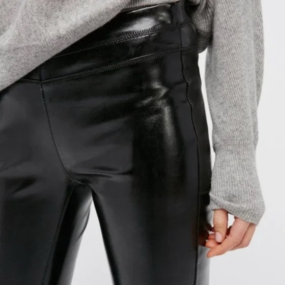 (New with Tags) BLANKNYC Faux Patent Leather Leggings (Size: 29) - Picture 4 of 10
